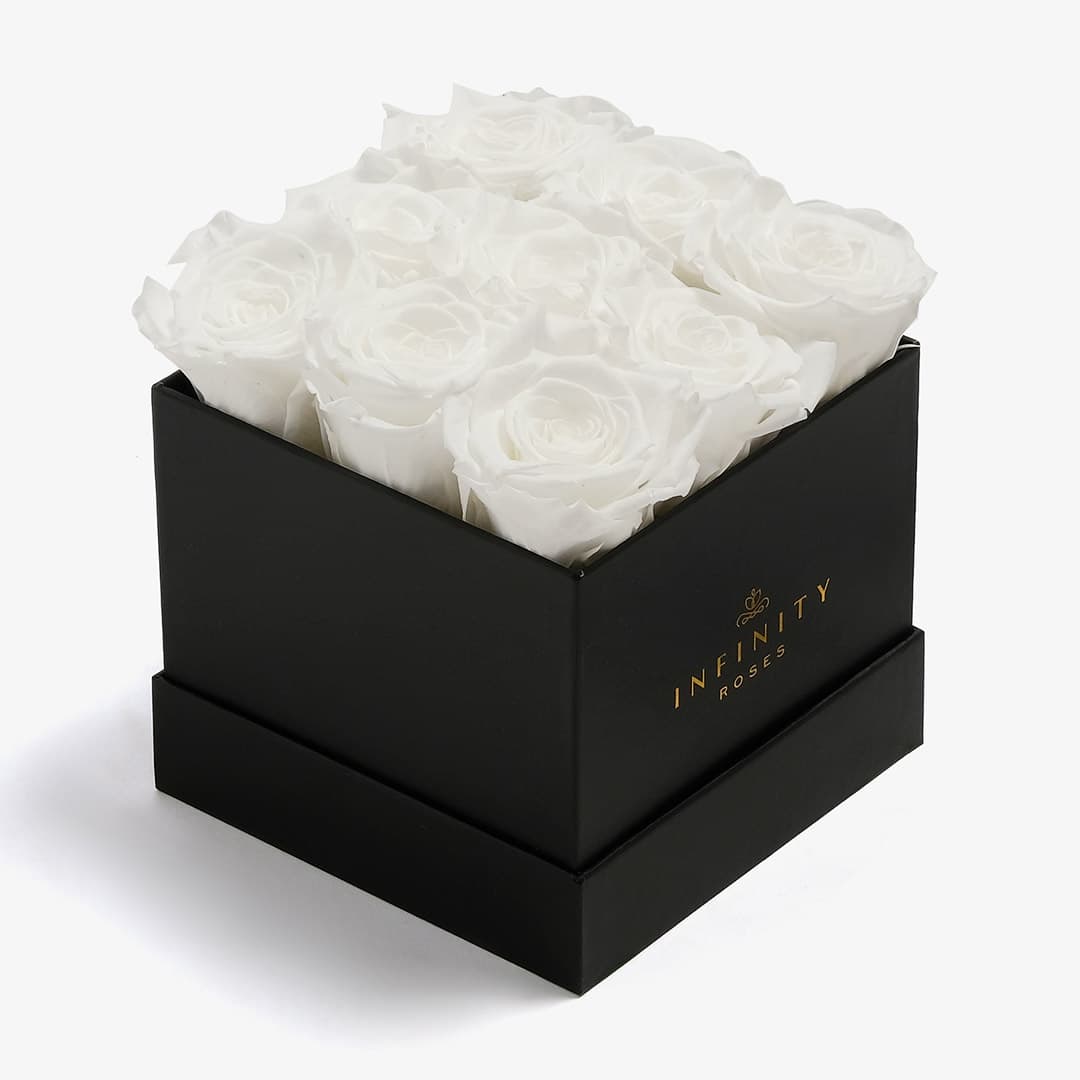 Medium White Rose Box