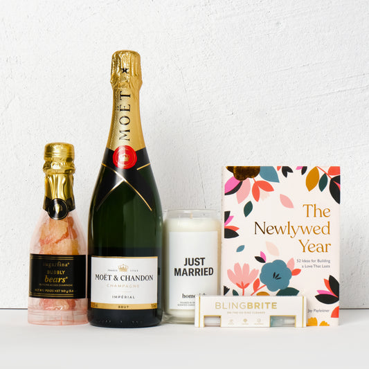 The Newlyweds | Moet